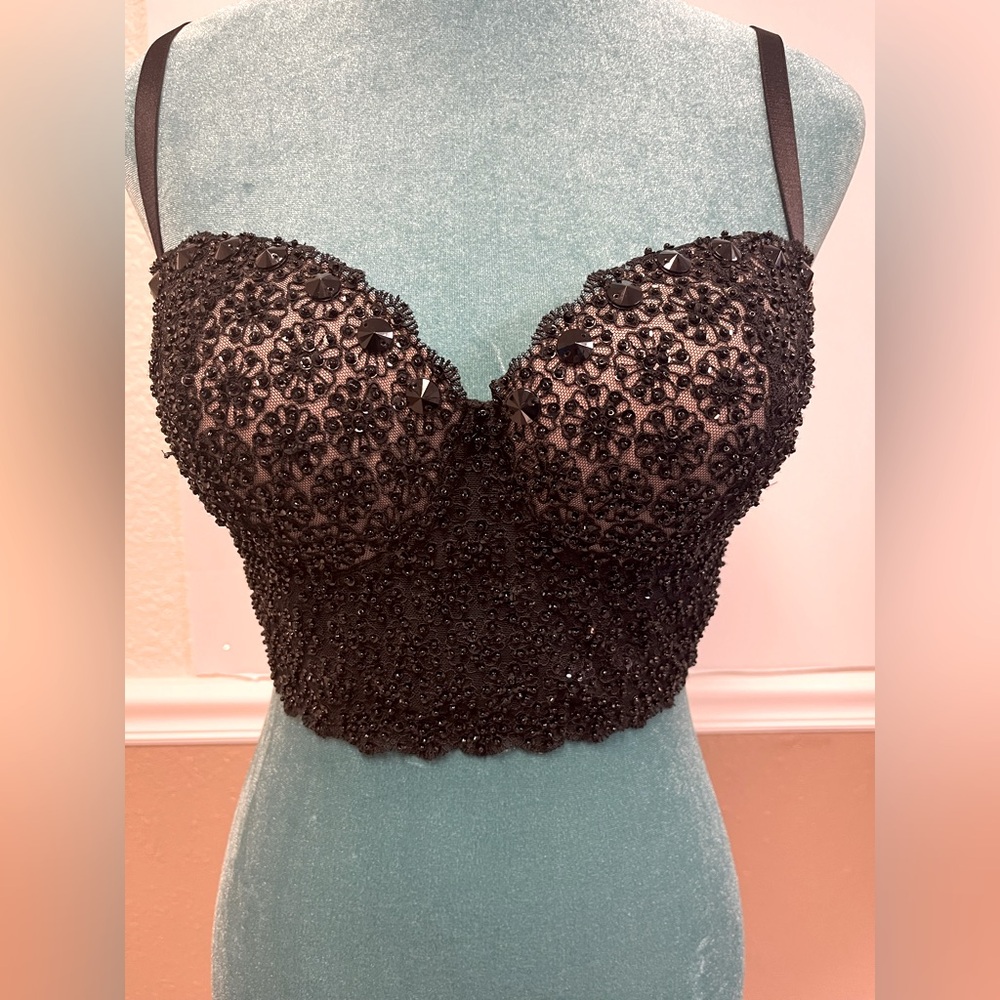 BEBE Black Beaded Lace Bustier Crop Top -‎ Size L Whimsigoth Witchy Vampy Y2K